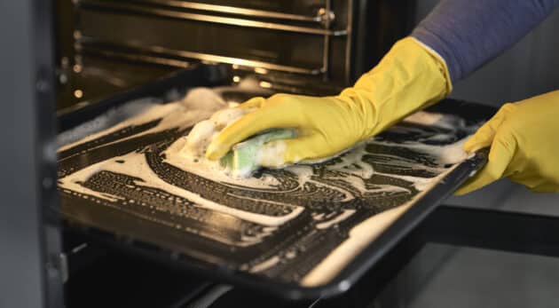 gode-tips-for-rengjøring-av-stekeovn
